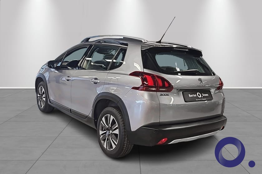 Bilde 3 av Peugeot 2008 Allure, 110hk, Bensin, Manuell, Lav km.