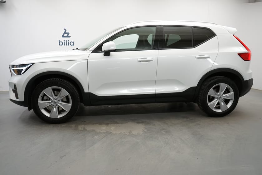 Bild 2 av Volvo XC40 B4 FWD Bensin Core SE II, Baklucka elmanövrerad