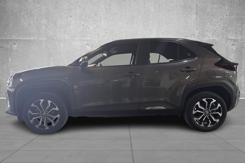 Bilde 2 av Toyota Yaris Cross Hybrid AWD-i Active Tech AWD