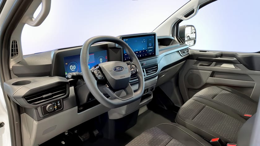 Bild 5 av Ford Transit Custom 280 TREND SKÅP 280S 136 A FWD | Dragkrok | Inklädnad skåp |
