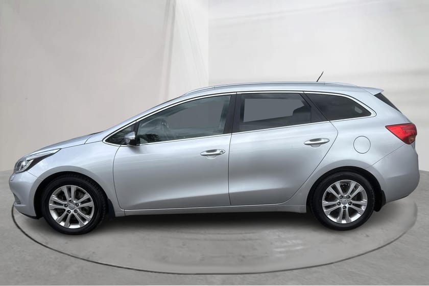 Bild 2 av Kia cee'd_sw Cee'd 1.6 CRDi SW (128hk) Komfort GPS Drag Pano
