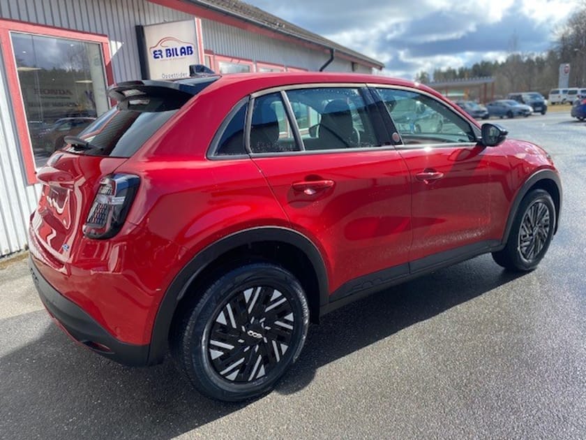 Bild 2 av Fiat 600e Red  ( Privatleasing 3995:-/ mån)