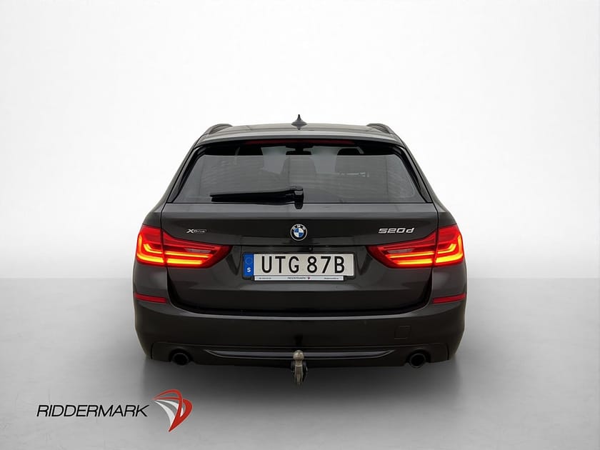 Bild 5 av BMW 520d xDrive Touring Sport Line Drag Kamera Cockpit Navi CarPlay