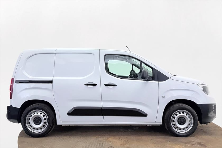 Bild 5 av Opel Combo Cargo L1H1 1.5 Drag Värmare 3-sits Kamera