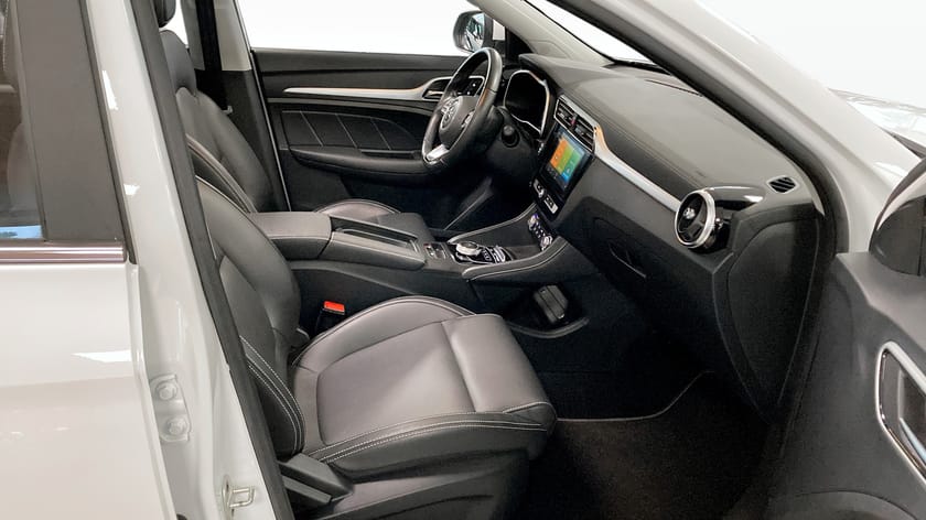 Bild 3 av MG ZS EV 45KW 143hk LUXURY |Pano|Kamera|NAVI SOH 90,6 %