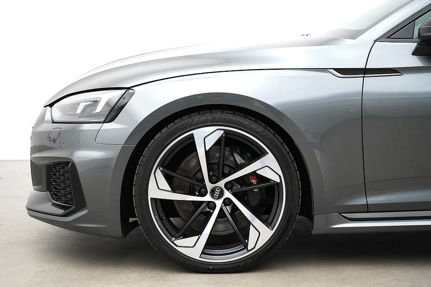 Bild 3 av Audi RS 5 Coupé RS5 Quattro / 450hk / B&O / Massage / Matrix