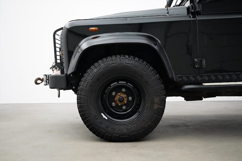 Bild 2 av Land Rover Defender 110 Dubbelhytt Pick Up 2.4 Pickup / 122hk / Moms