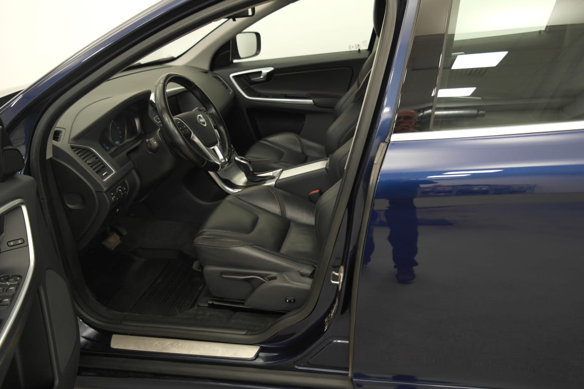 Volvo XC60 2016 - miniatyr 7