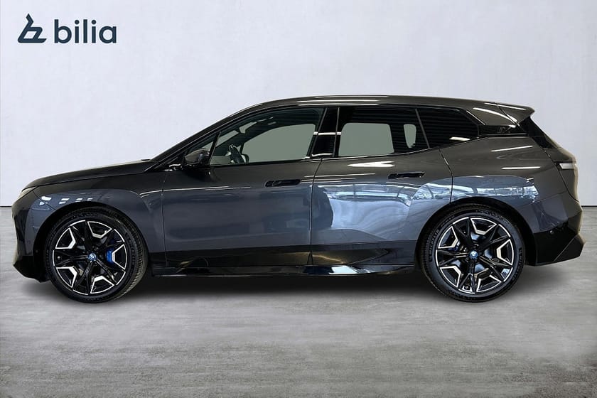 Bild 4 av BMW iX xDrive50 xDrive50/luftfjädring/Pano/Laser/Sport line/Drag