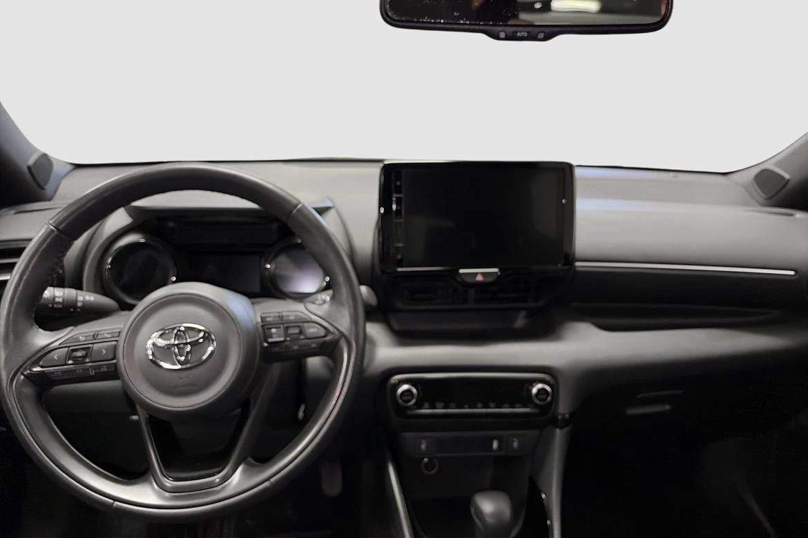 15 / 18
