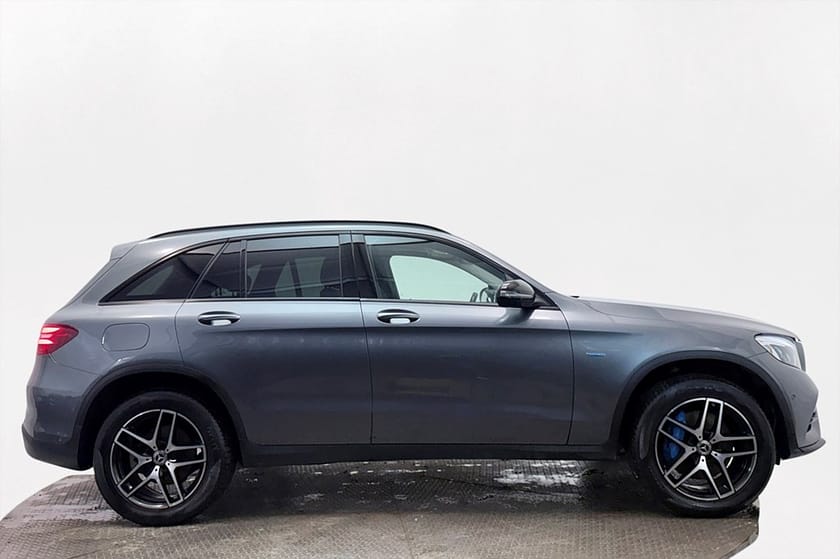 Bild 5 av Mercedes-Benz GLC 350 e 4MATIC 350e 4M AMG Drag Nav Pano 360° Burmester MOMS