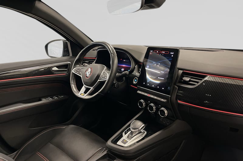 Renault Arkana E-TECH 145