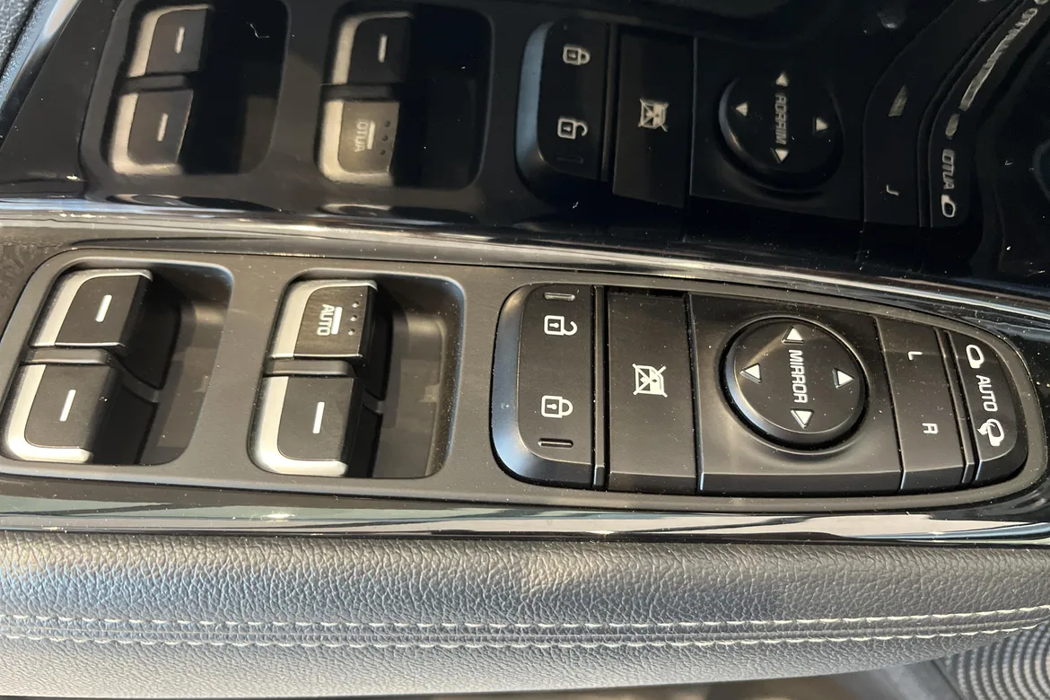 picture of a car