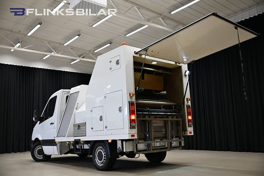 Bild 2 av Mercedes-Benz Sprinter 316 CDI Chassi Cab 163HK Sopkärlstvätt Webasto 4340Mil Leasebar