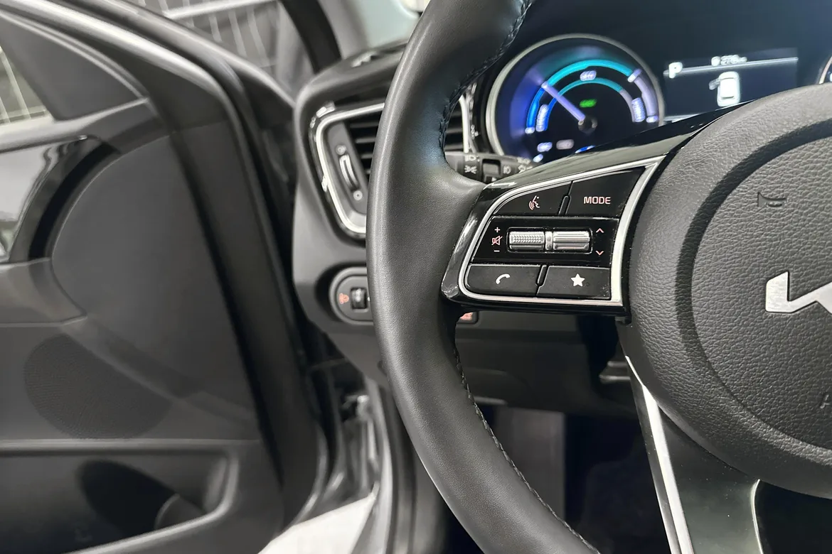 picture of a car