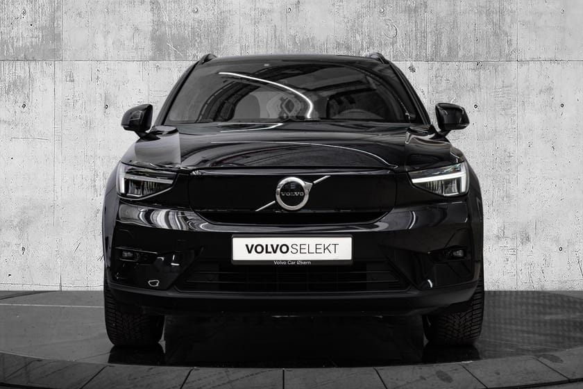 Bilde 3 av Volvo XC40 Recharge Twin motor El. Plus 408Hk. Hengerfeste!