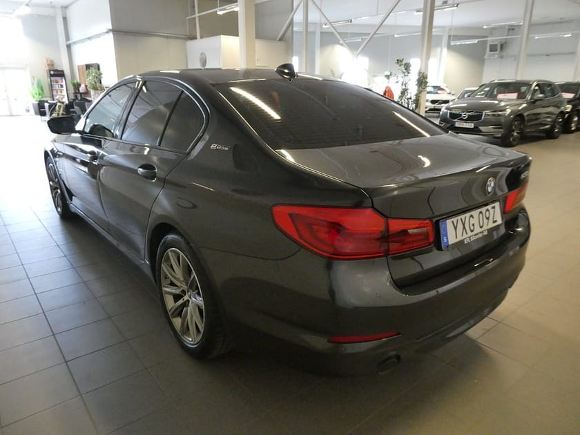 Bild 5 av BMW 530e iPerformance Sedan Sport line Kamera-Navi-Värmare-Rattvärme