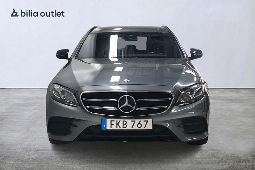 Bild 2 av Mercedes-Benz E 220 T d AMG 194hk Navi Burmester Drag Nightpkt 360°