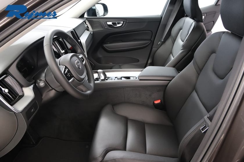 Bild 5 av Volvo XC60 B5 AWD Bensin Plus Dark
