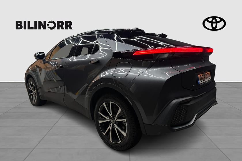Bild 2 av Toyota C-HR PHEV 2,0 LADDHYBRID FWD STYLE TEKNIKPAKET B