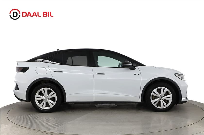 Bild 5 av Volkswagen ID.5 GTX 4M 340HK P-VÄRM DRAG 360° MASSAGE APP-CON