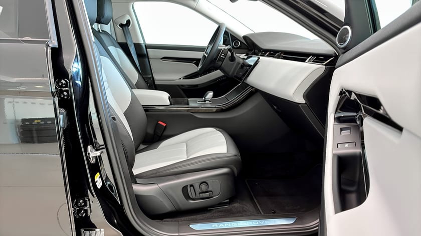 Bild 3 av Land Rover Range Rover Evoque P270e AWD P269E PHEV DYNAMIC SE Räntekampanj 2,95%