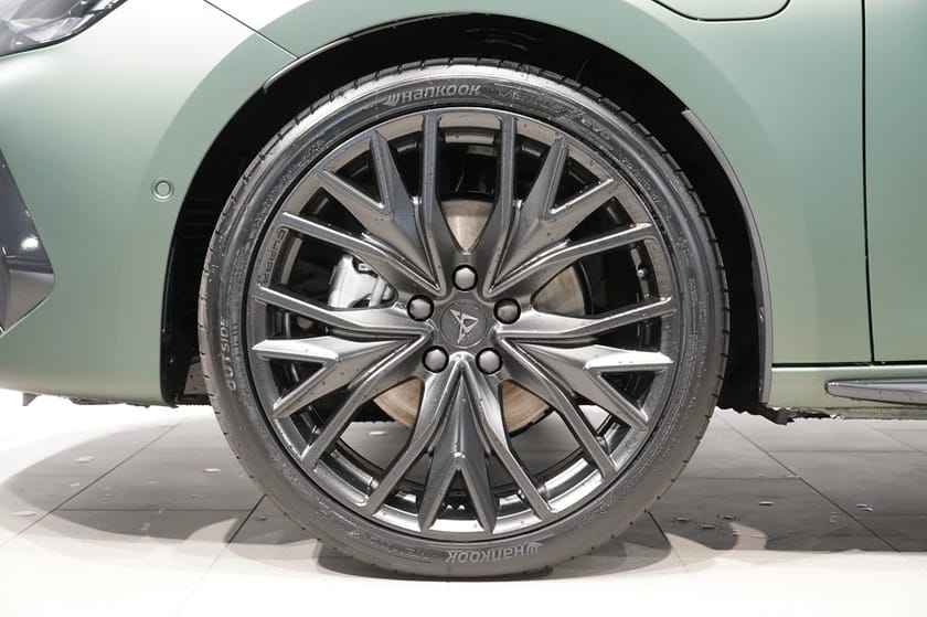 Bild 4 av CUPRA Leon Sportstourer e-Hybrid 1.5 204 DSG (PLUG