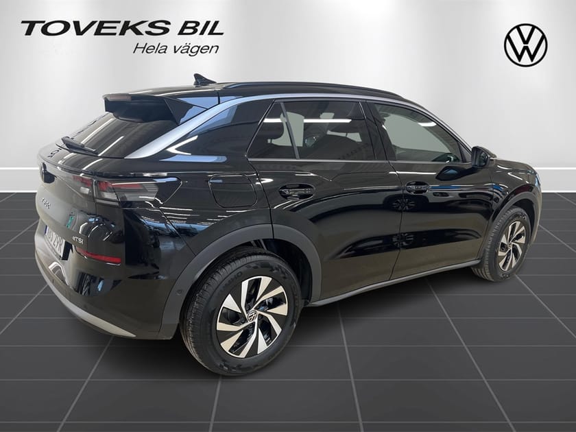 Bild 3 av Volkswagen T-Roc 1.5 eTSI 150 HK  AUT Drag/Bkamera