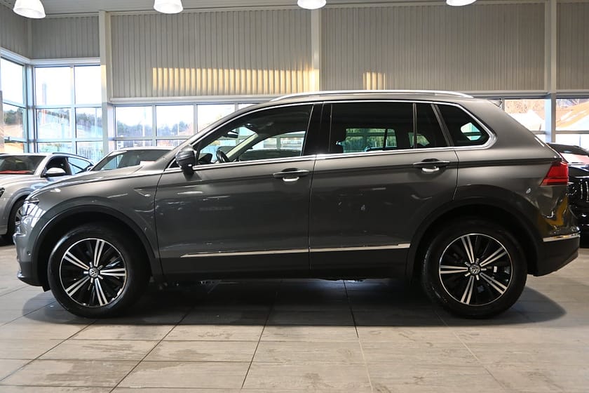 Bild 2 av Volkswagen Tiguan TDI 190hk 4M GT Executive Cockpit Drag