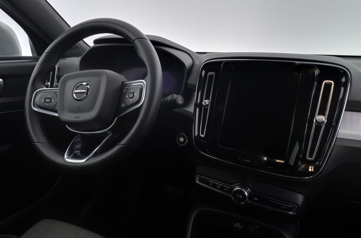 Volvo XC40 2024 - miniatyr 8