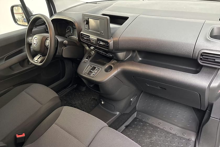 Bild 5 av Fiat E-Doblò Van 50 kWh CCS Kamera P-Sens 3-sits NY BIL 136hk