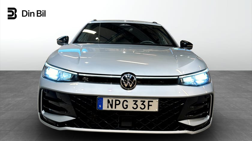 Bild 4 av Volkswagen Passat Sportscombi R-Line Black TDI193 DSG 4M Drag