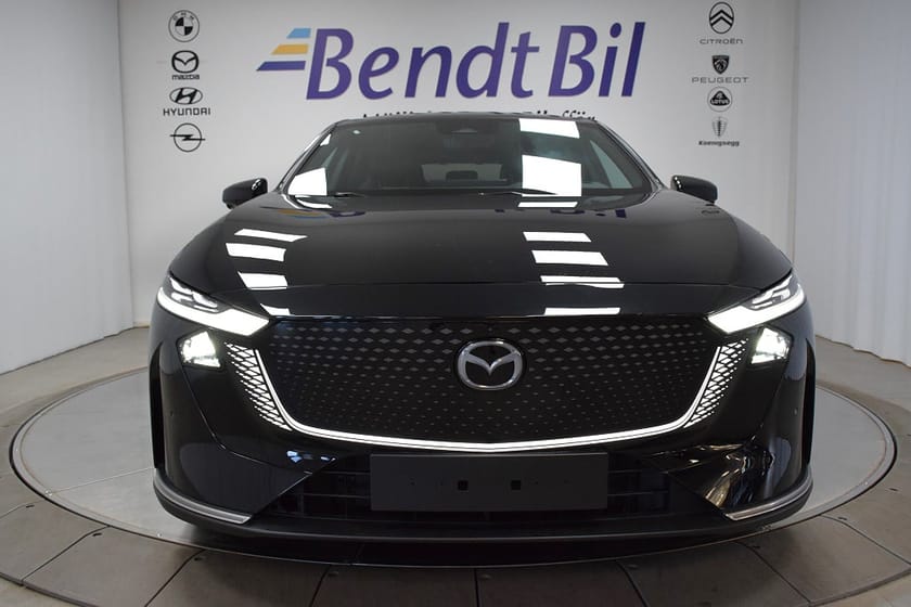 Bild 3 av Kia Picanto Mazda 6e LONG RANGE Takumi / Panoramaglastak / Adaptiv Farth.