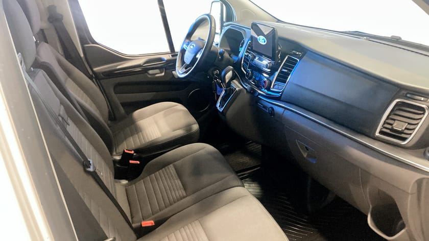 Bild 3 av Ford Tourneo Custom 320 L2 TITANIUM AUT 170Hkr | Värmare