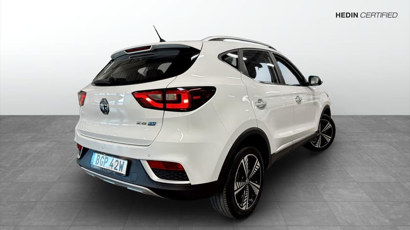 Bild 2 av MG ZS EV Luxury 44,5kWh 143hk Pano|Kamera|Skinn|Nav