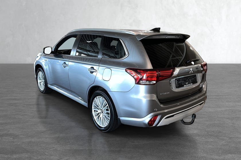 Bilde 2 av Mitsubishi Outlander PHEV Instyle+ toppmodell, m/hengerfeste!