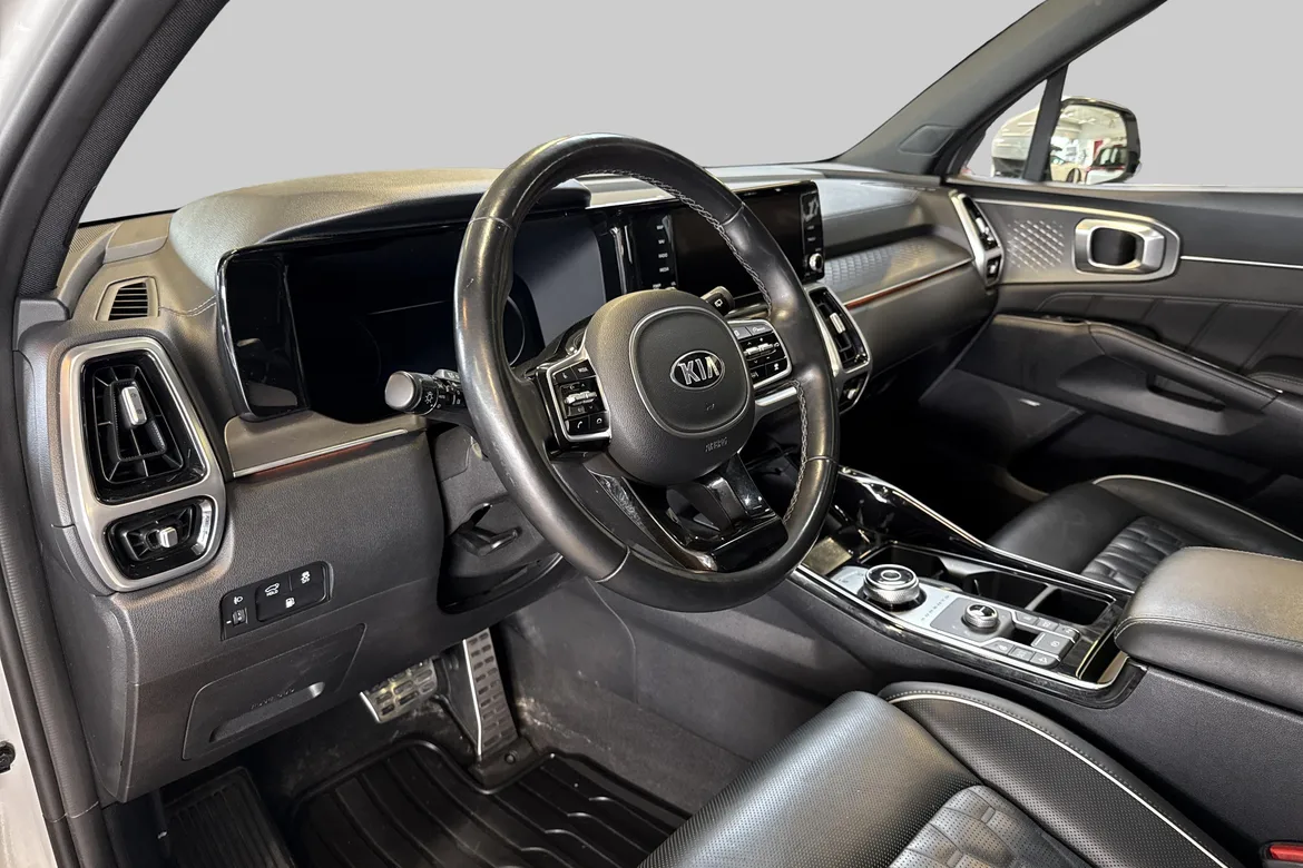 picture of a car