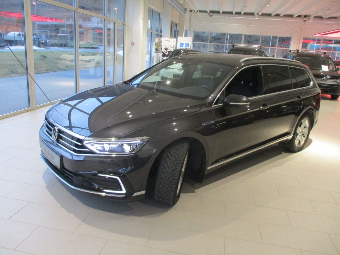 Volkswagen Passat Variant GTE 1.4 TSI ACT OPF DSG Sequential, 218hp, 2020