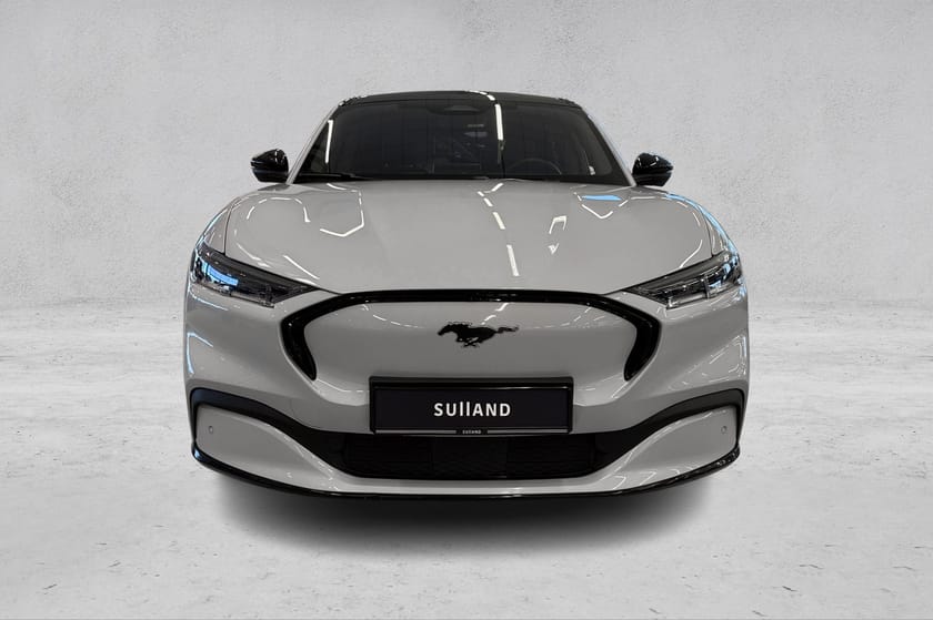 Bilde 2 av Ford Mustang Mach-E Long Range AWD LR Panorama / Krok / Nybilgaranti Mai 2029!