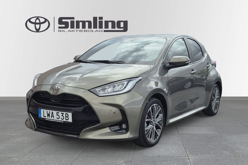 Bild 1 av Toyota Yaris Hybrid 1,5 STYLE 130 CVT / Vinterhjul