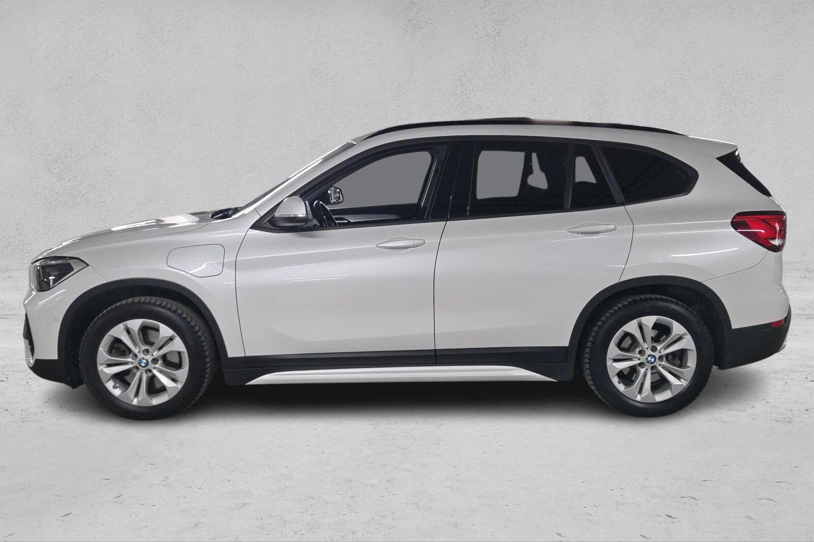 Thumnail bilde 2 av BMW X1 xDrive25e