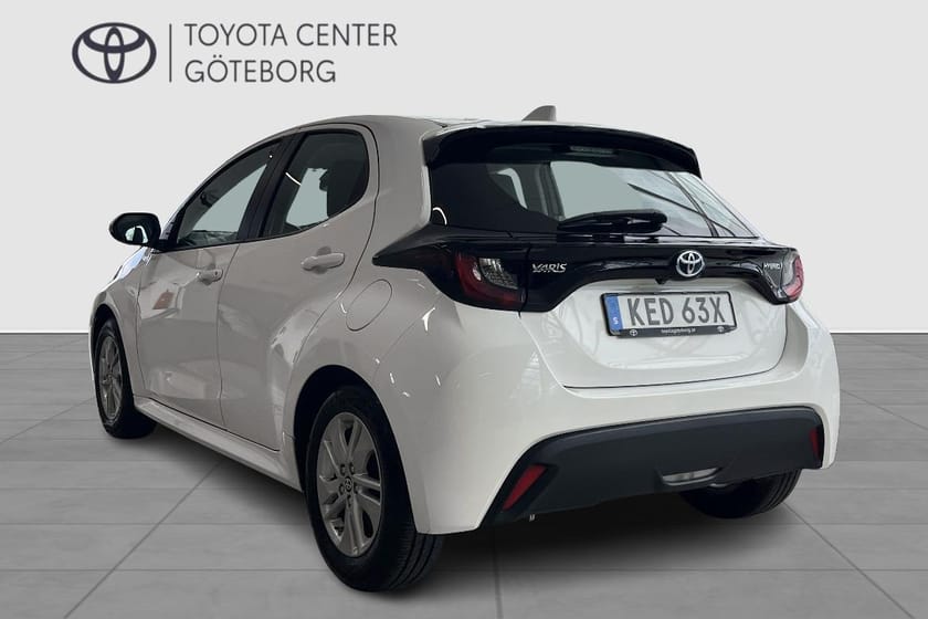 Bild 4 av Toyota Yaris Hybrid 1,5 5D ACTIVE//VINTERHJUL INGÅR