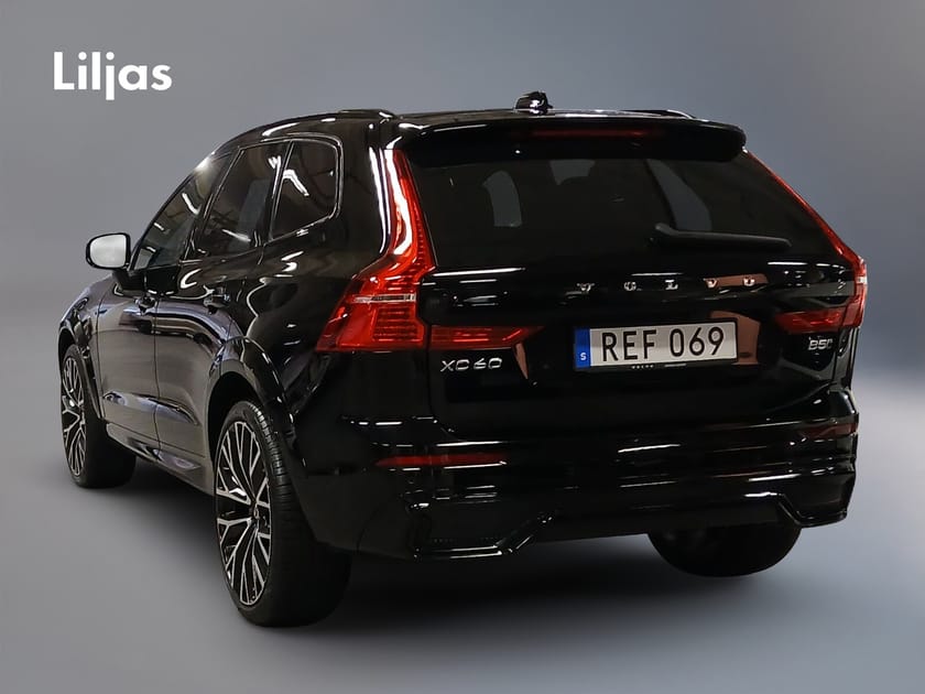 Bild 4 av Volvo XC60 B5 AWD Diesel R-Design//360-Kamera//Glastak//