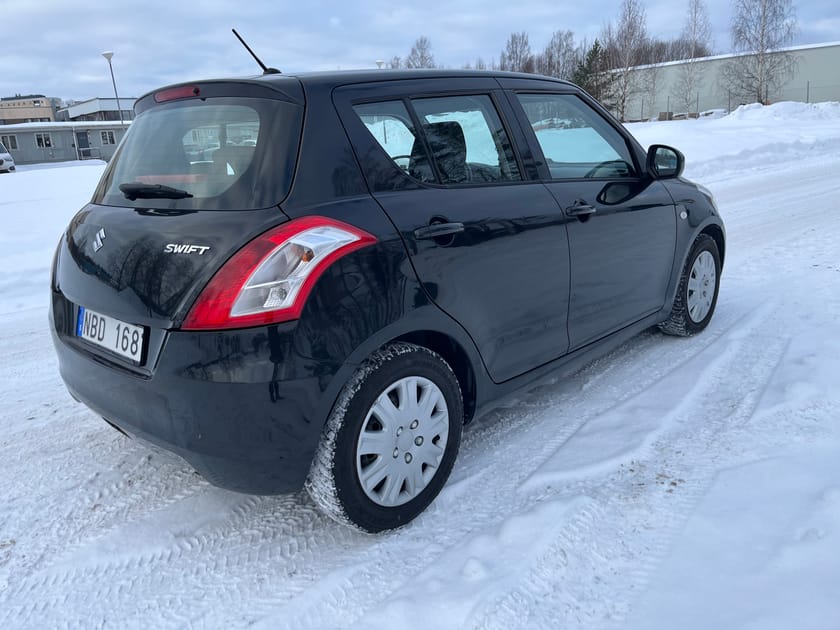 Bild 5 av Suzuki Swift 5-dörrar 1.2 DOHC 16V VVT, Ny bes.