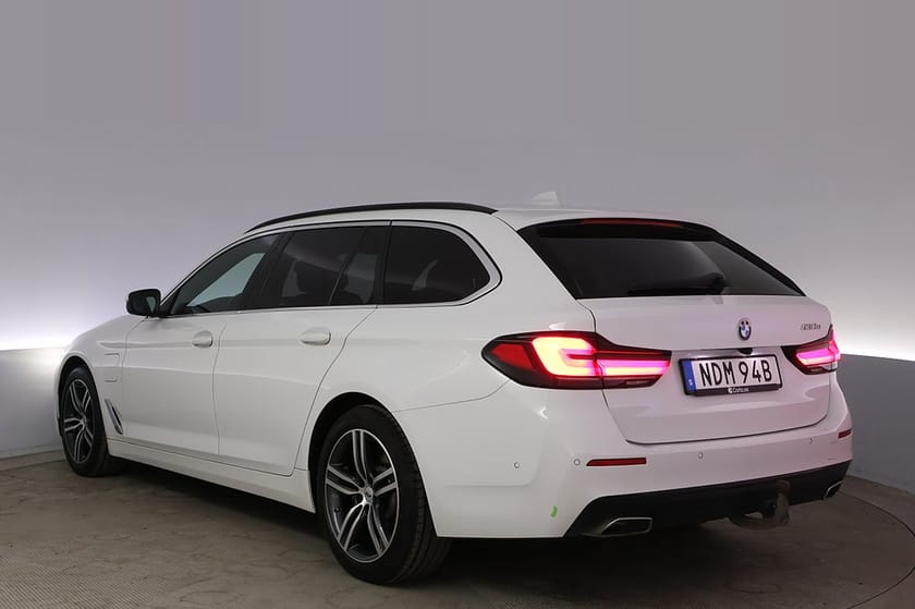 Bild 4 av BMW 530e Touring AdapFarth Drag Navi Kamera Värmare Cockpit