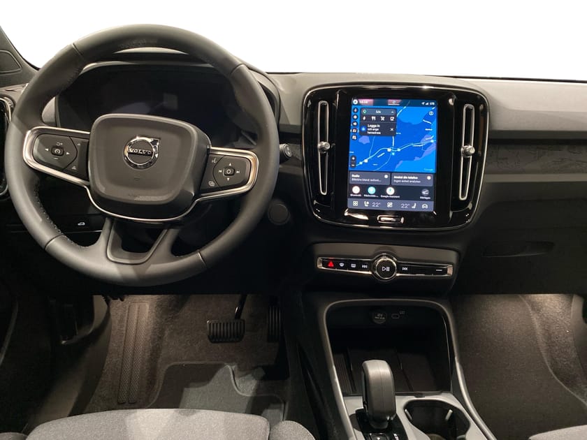 Bild 5 av Volvo EX40 Single Motor Extended Range M R Ultra Black SE - Demo