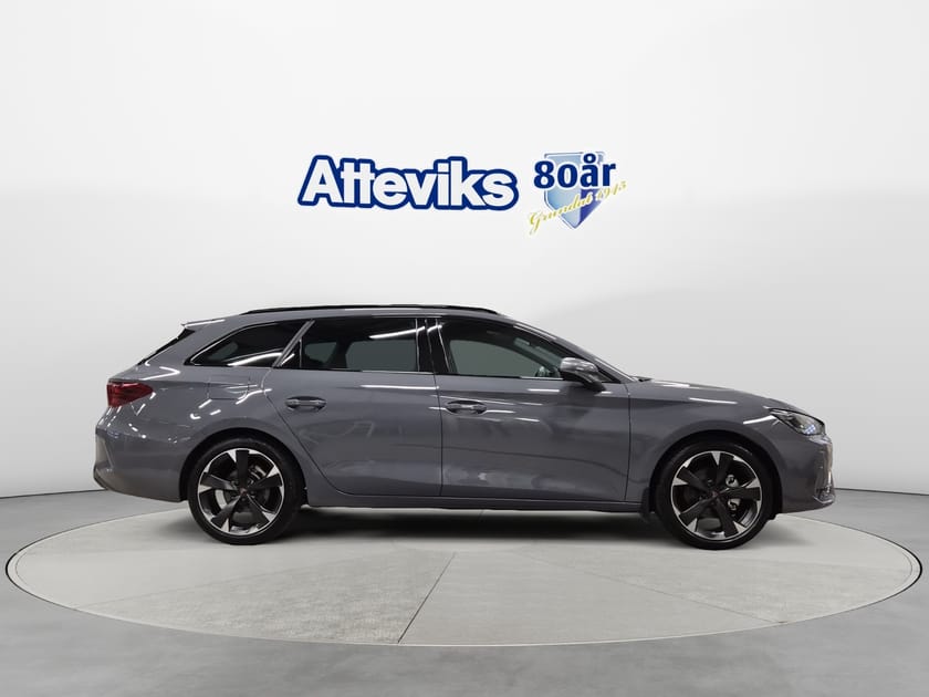 Bild 2 av CUPRA Leon Sportstourer 1.5 eTSI Edge/Sportstolar