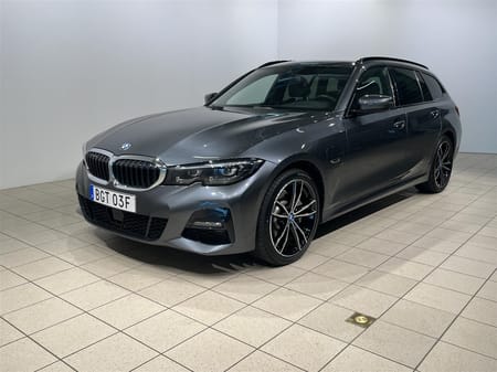 BMW i5 xDrive40 Touring 330e xDrive  M Sport Drag HiFi Elstol Shado