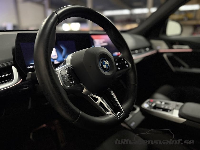 Bild 3 av BMW iX1 xDrive30 xDrive30, 306hk M Sport