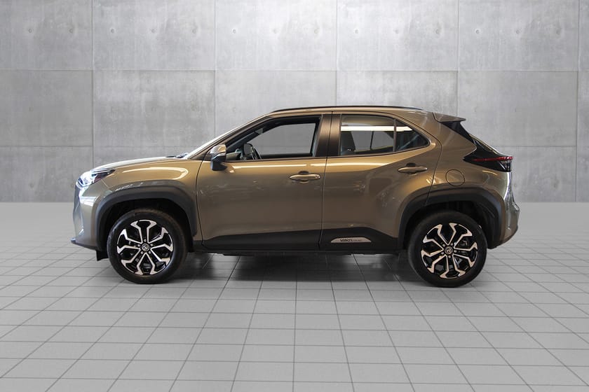 Bilde 2 av Toyota Yaris Cross Hybrid AWD-i 1,5 Active Tech
